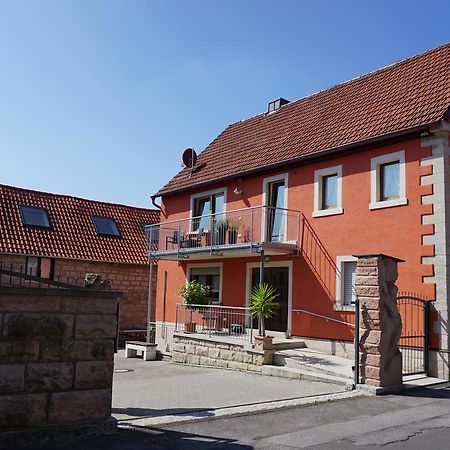 Bed and Breakfast Atelier Reinhart à Rauhenebrach Extérieur photo