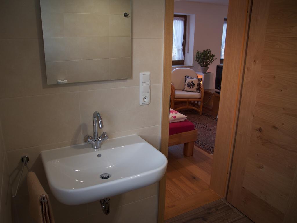 Bed and Breakfast Atelier Reinhart à Rauhenebrach Extérieur photo