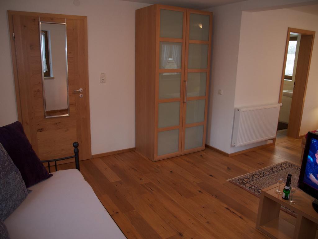 Bed and Breakfast Atelier Reinhart à Rauhenebrach Extérieur photo
