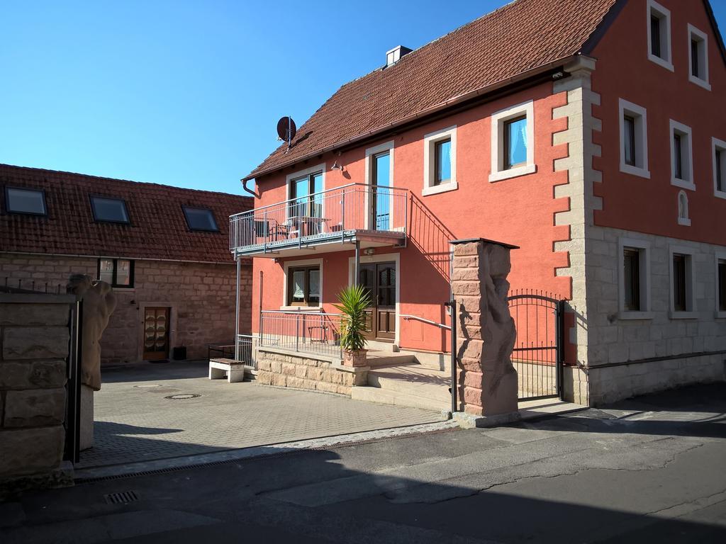 Bed and Breakfast Atelier Reinhart à Rauhenebrach Extérieur photo